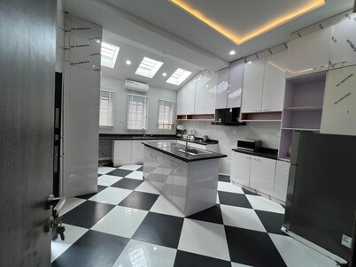 KBAZZAPARTMENTS LUXURY SHORTLET APARTMENTS