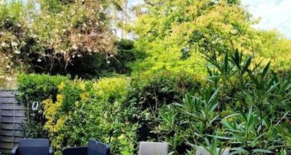 La maison de Jade - Charming residence with parking lot