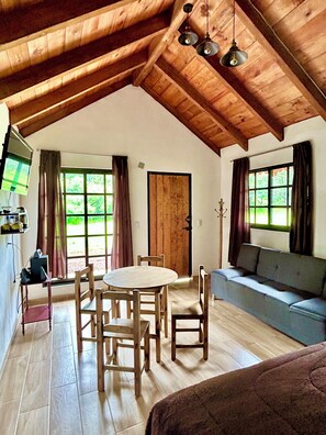 Basic-Ferienhütte, Gartenblick