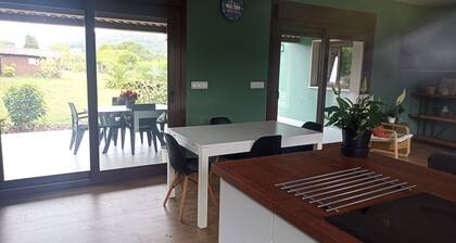 Casa con Jardín a 1 km Playa