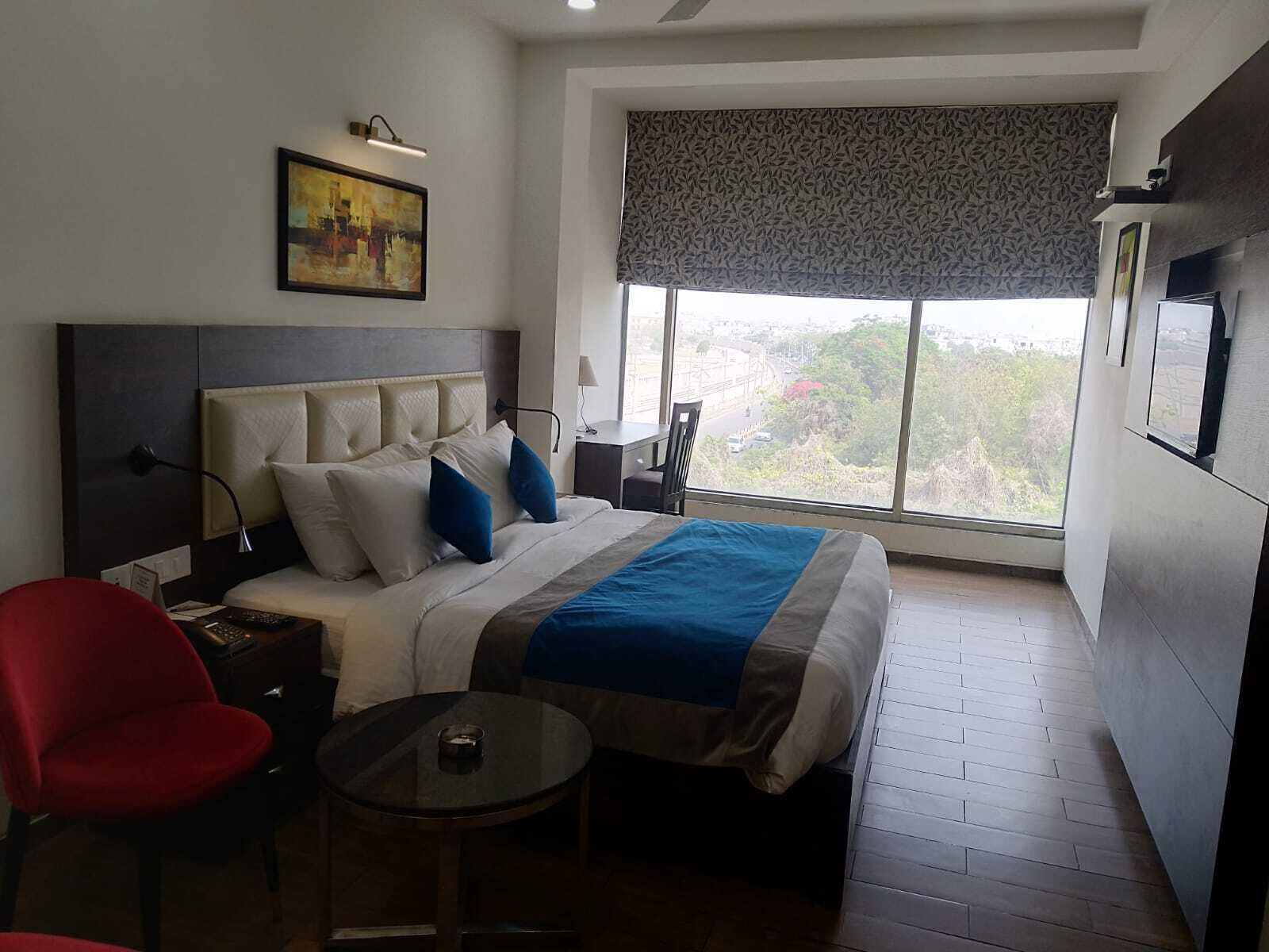 標準單人房 | 房內夾萬、熨斗/熨衫板、免費 Wi-Fi