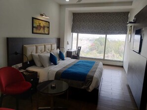 スタンダード シングルルーム パークビュー | セーフティボックス (室内)、アイロン / アイロン台、WiFi (無料)