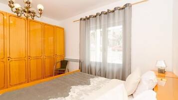 2 bedrooms, free WiFi