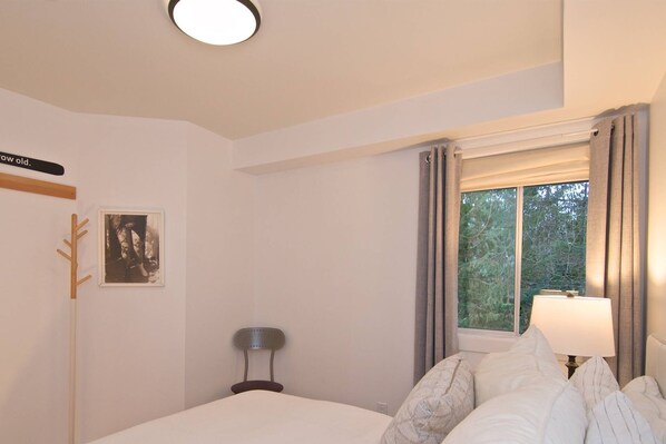 1 bedroom, iron/ironing board, WiFi