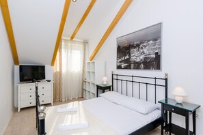 2 chambres, fer et planche à repasser, Wi-Fi gratuit