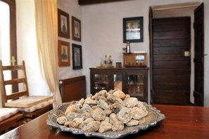 Interior - House Rilović - Two Bedroom House with Swimming Pool and Jacuzzi (Radovcici)