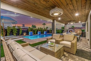 Pool - The Kensington| Luxe 4BR | Pool | Al-Fresco Living (Scottsdale)