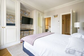4 chambres, fer et planche à repasser, lit parapluie, Wi-Fi gratuit