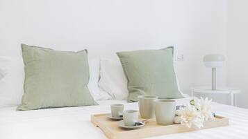 1 slaapkamer, een strijkplank/strijkijzer, wifi, beddengoed