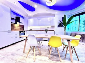 Dining - Luxury 2 Bedroom Apartment Facing Hyde Park Central London (London)