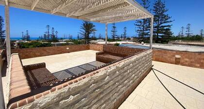 Seaside Villa in Cairo University Village44km