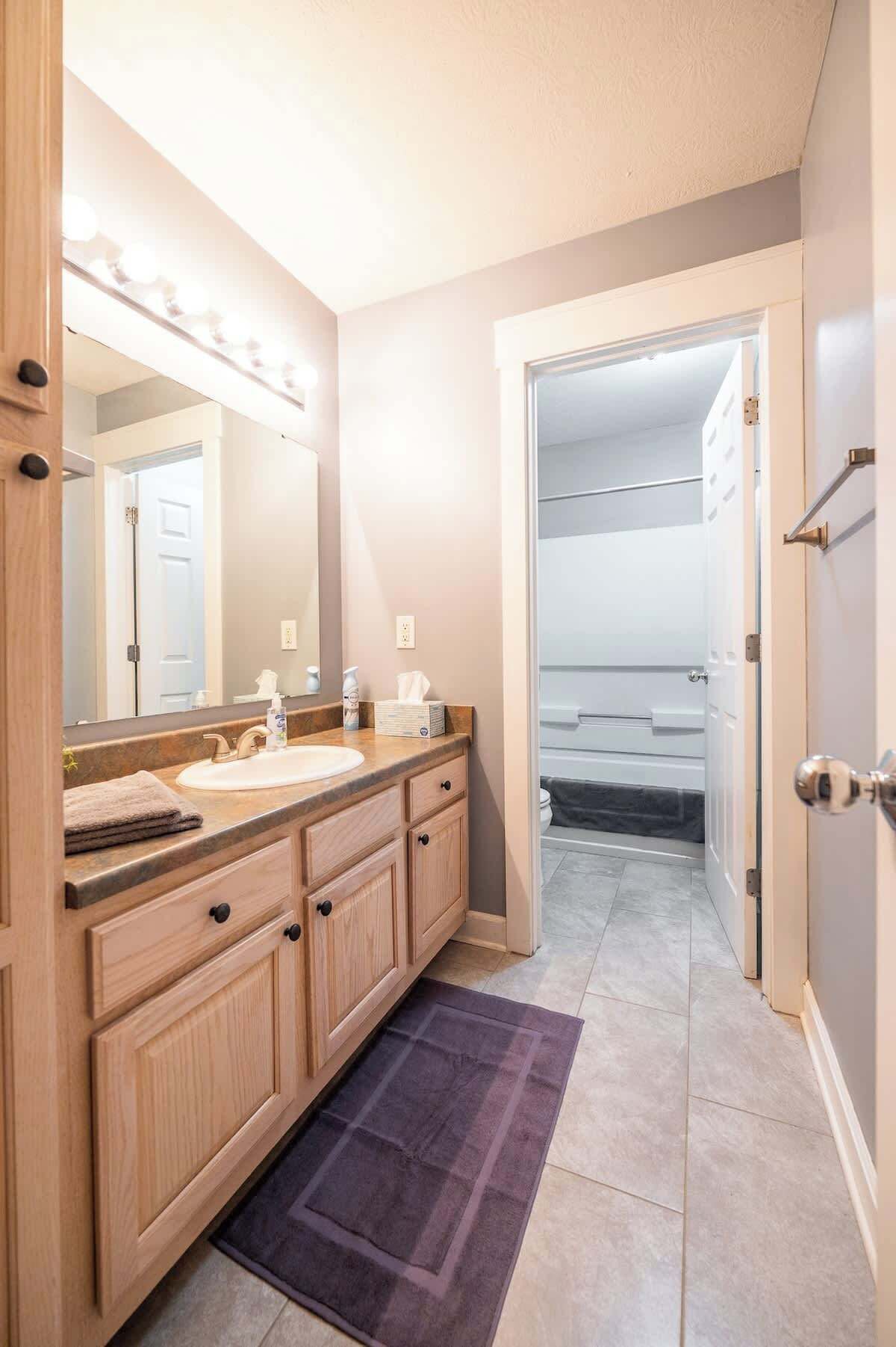 Shower, hair dryer, shampoo