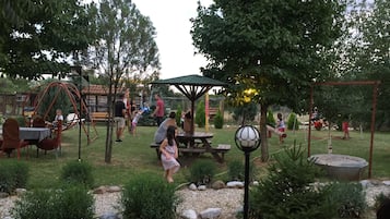 Aire de jeux - extérieure