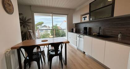 Renoviertes Haus in Strandnähe mit geschlossenem Garten und Parkplatz