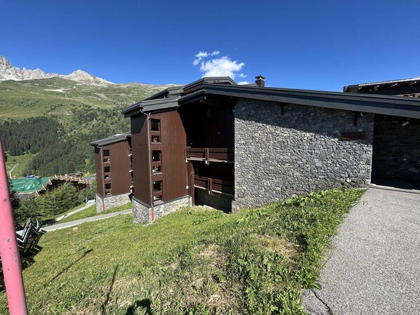 Exterior - Charming Méribel Apartment - 2 Rooms, Cabin, South Balcony, Ski Locker (Méribel)
