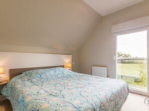 6 bedrooms, free WiFi