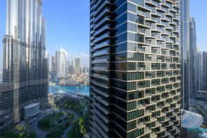 Exterior - Stylish 3BR in Address Opera, Burj Khalifa View (Dubai)