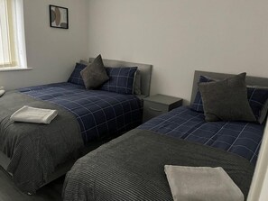 House | 3 bedrooms, free WiFi, bed sheets - Liverpool Hideaway - Modern 3-bed House (Liverpool)