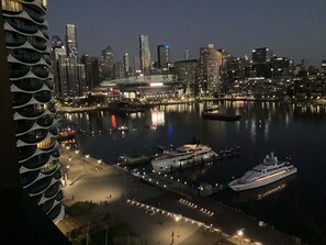 Marina - Marina Tower - Stunning Harbour & City View (Docklands)