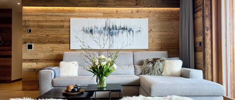 Smart-tv, eldstad och printers