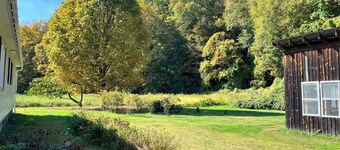 Quiet Country 2 Bedroom Home Near Bellows Falls & Walpole — Easy I-91 Access