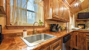 Mikrowelle, Ofen, Herdplatte, Geschirrspüler