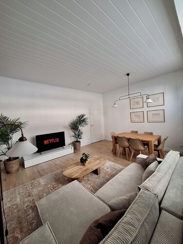 Am Altstadtmarkt | near VW Halle | kitchen | SmartTV