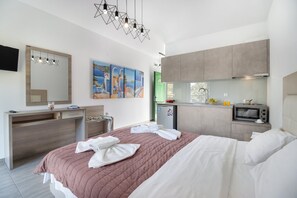 1 bedroom, free WiFi, bed sheets