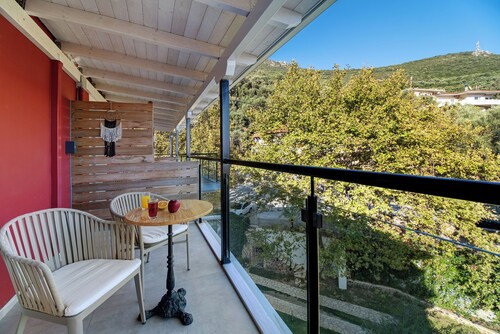 Room 'Deluxe Loft - C' with Shared Terrace, Wi-Fi and Air Conditioning