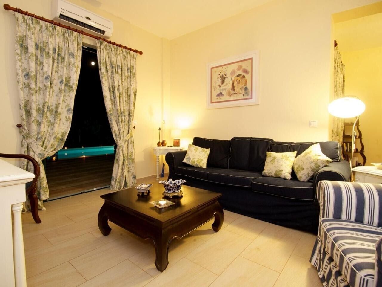 TV, fireplace, DVD player