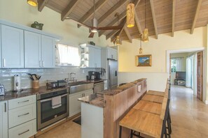 Microwave, oven, stovetop, dishwasher - Enjoy amazing sea views, private pool & Caribbean breezes from this 2 bd villa! (La Vallee)