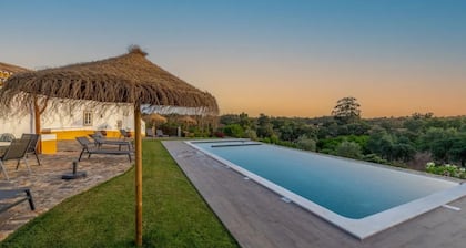 Holiday Home 'Casa Do Poço - Vale Luís Neto' with Mountain View, Wi-Fi and Air Conditioning