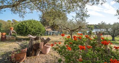 Villa 'Sa Curcurica' mit Meerblick, privater Terrasse und Wi-Fi