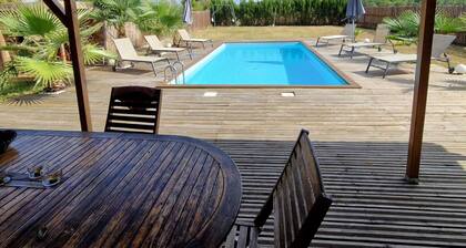 Maison est piscine privé