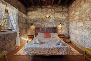 3 chambres, fer et planche Ă repasser, Wi-Fi gratuit, draps fournis