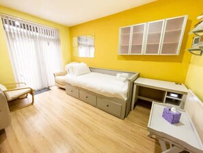 3 habitaciones, tabla de planchar con plancha y wifi gratis 