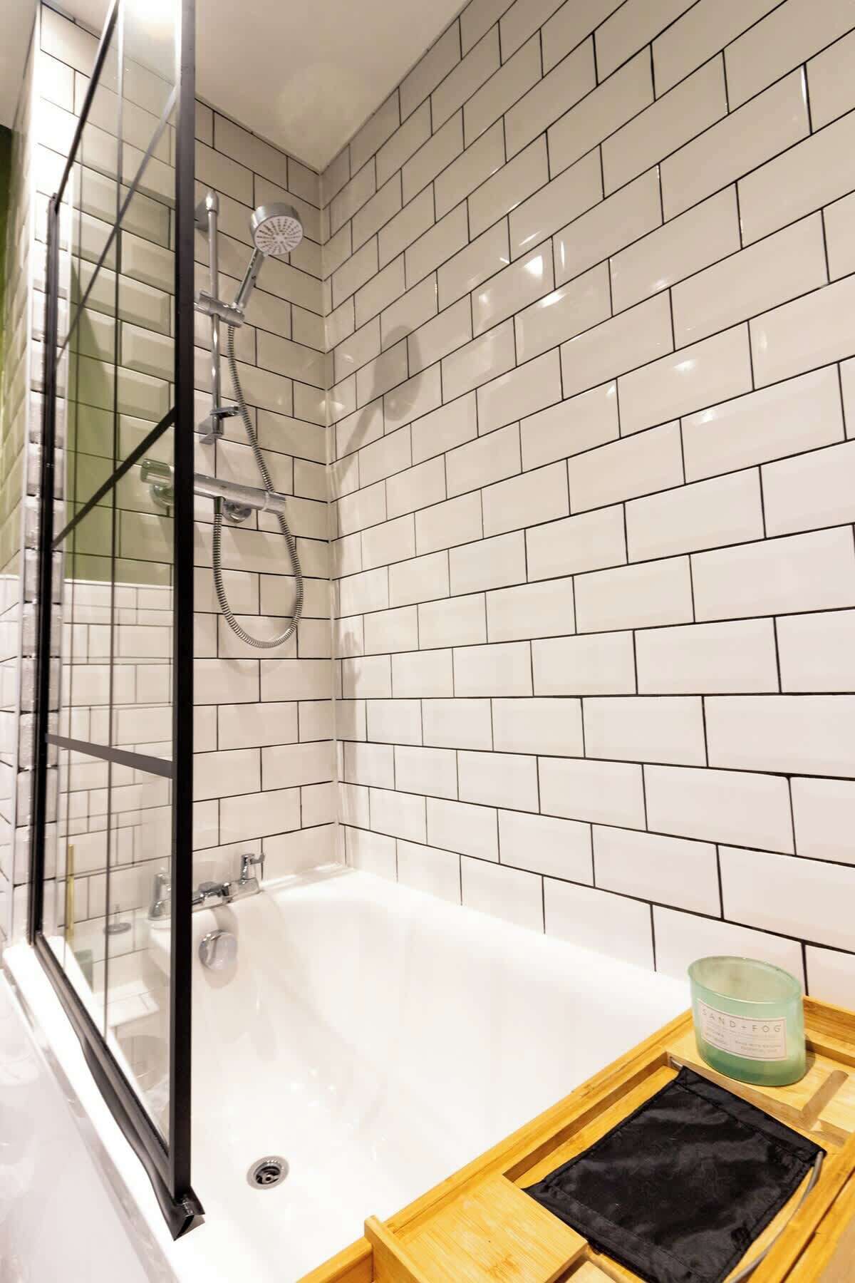 Shower, hair dryer, shampoo