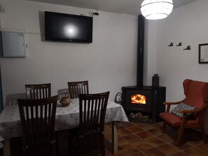 Dining - Country House 'Ardetxal' with Mountain View and Private Garden (Lanciego ( Lantziego ))