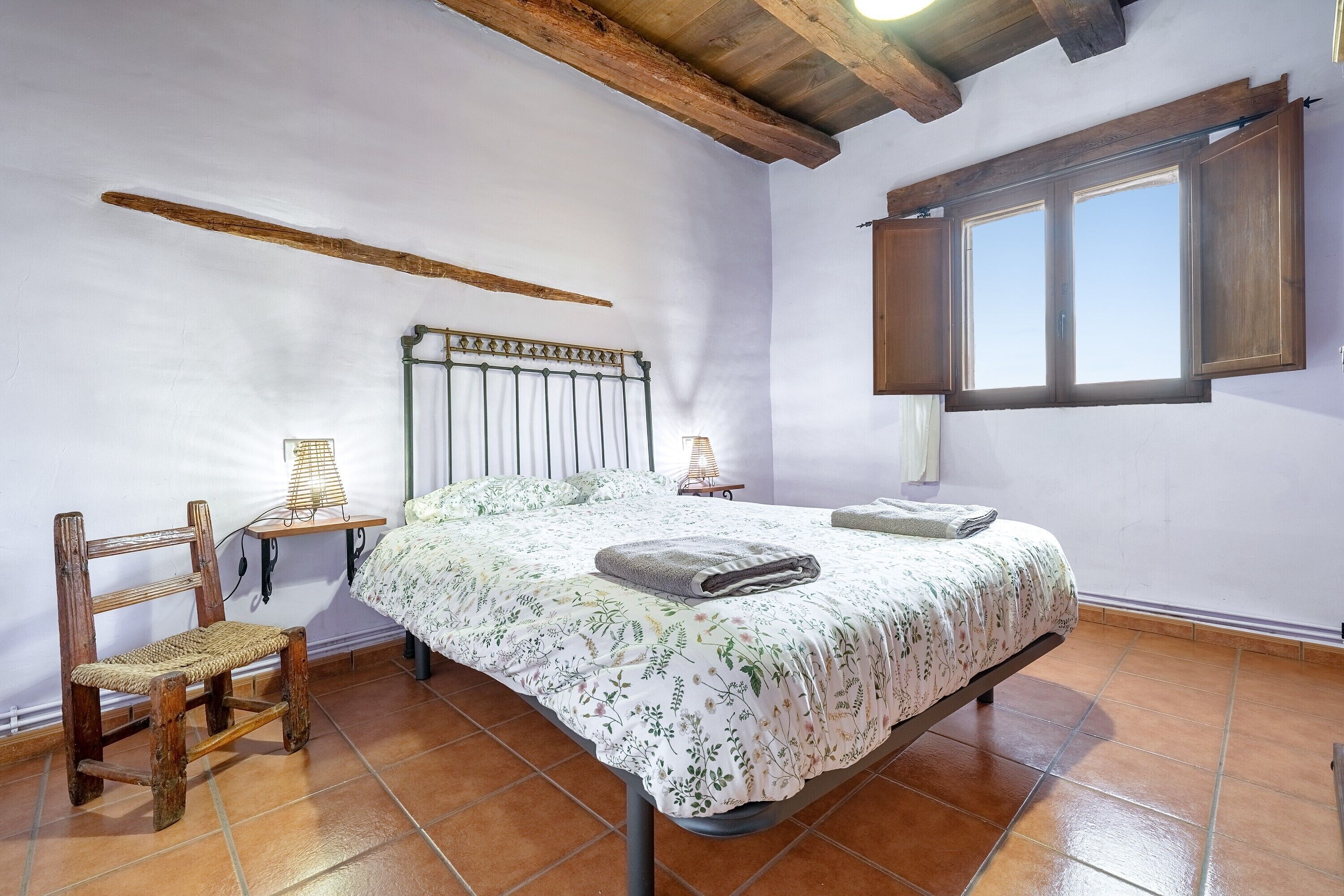 3 habitaciones, wifi gratis y ropa de cama 