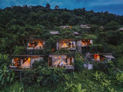 Him suan homestay