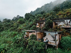 Front of property - Him suan homestay (Mae Rim)