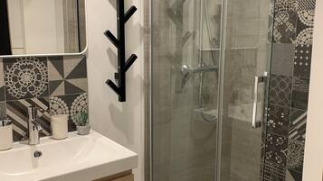 Hair dryer, towels, soap, toilet paper