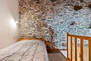 2 Schlafzimmer, Bügeleisen/Bügelbrett, kostenloses WLAN