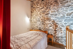 2 Schlafzimmer, Bügeleisen/Bügelbrett, kostenloses WLAN