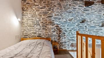 2 chambres, fer et planche à repasser, accès au Wi-Fi (inclus)