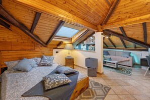 Silitysrauta/-lauta, ilmainen Wi-Fi, vuodevaatteet