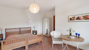 2 Schlafzimmer, Bügeleisen/Bügelbrett, kostenloses WLAN, Bettwäsche
