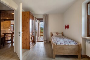 2 habitaciones, wifi gratis y ropa de cama 