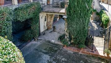 Enceinte de lâhĂ©bergement