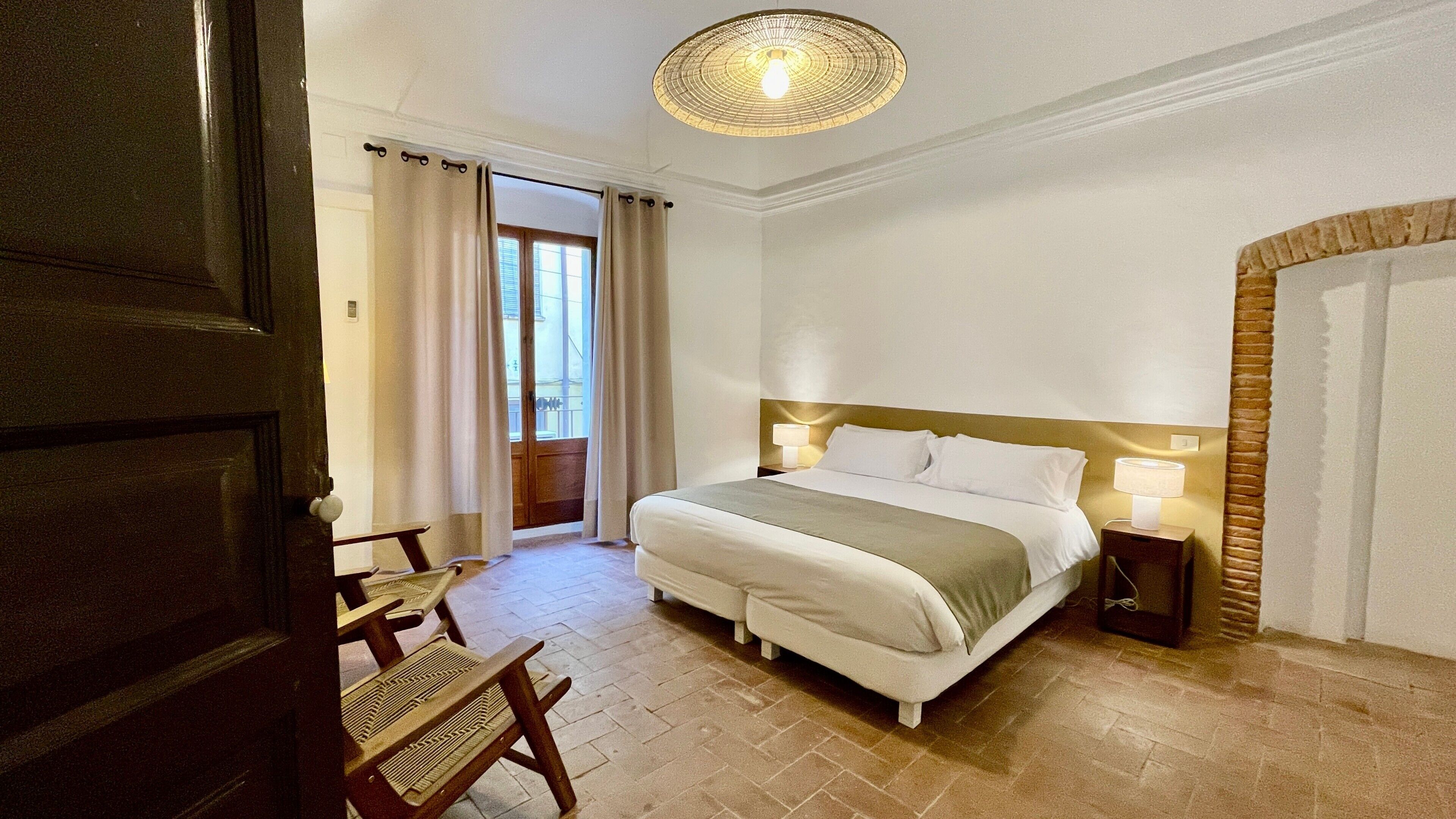 2 chambres, fer et planche à repasser, Wi-Fi gratuit, draps fournis